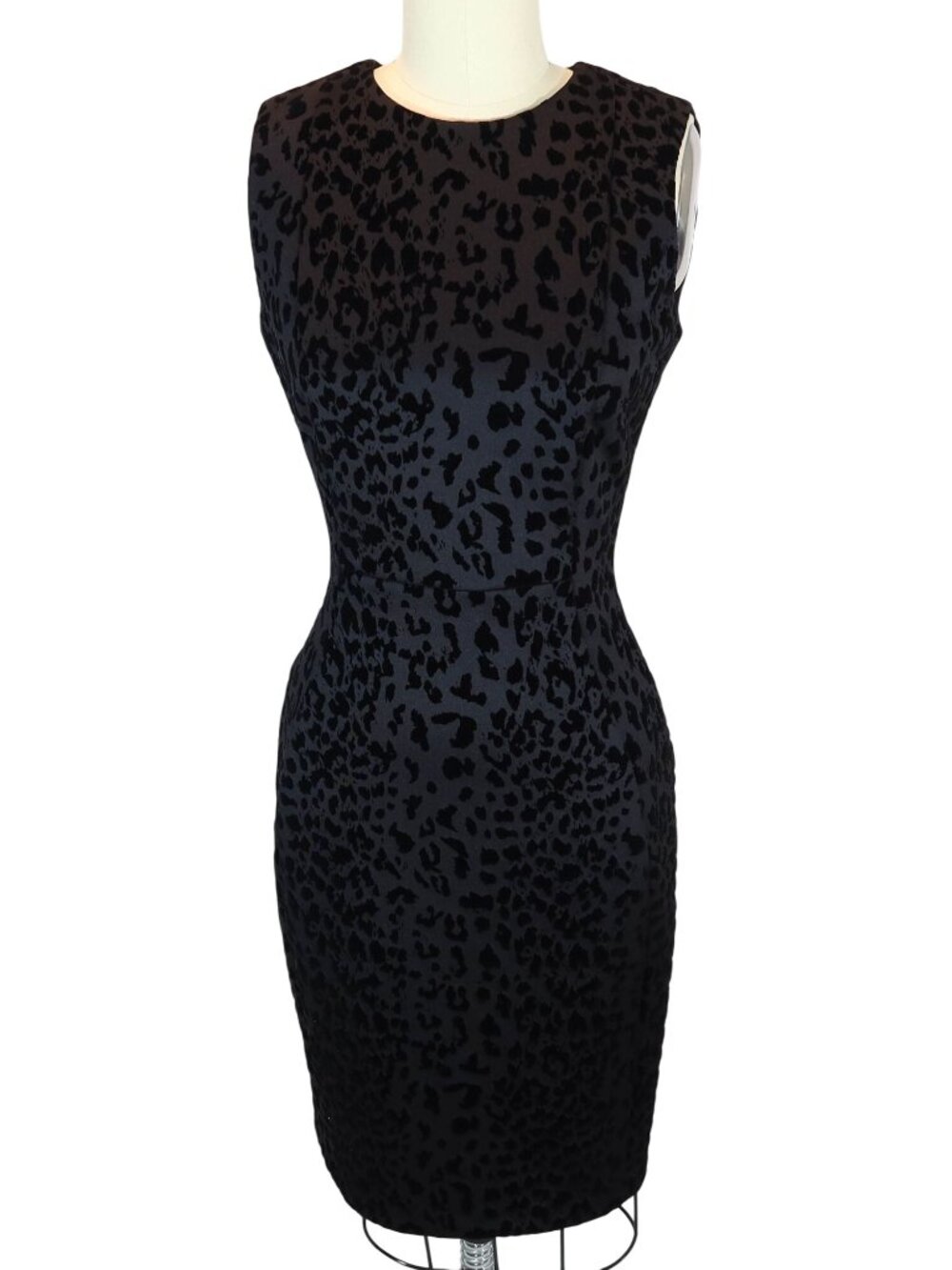 CALVIN KLEIN Velvet Animal Print Scuba Sheath Dress Size 2 Chic LBD Leopard Glam